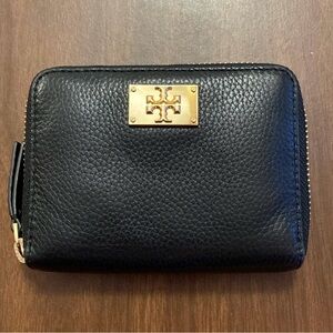Tory Burch bifold wallet.